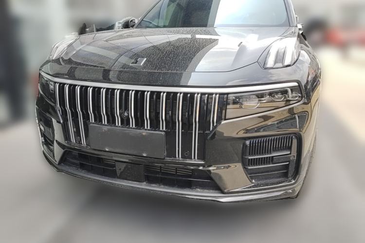 Used Lynk & Co 09  Front