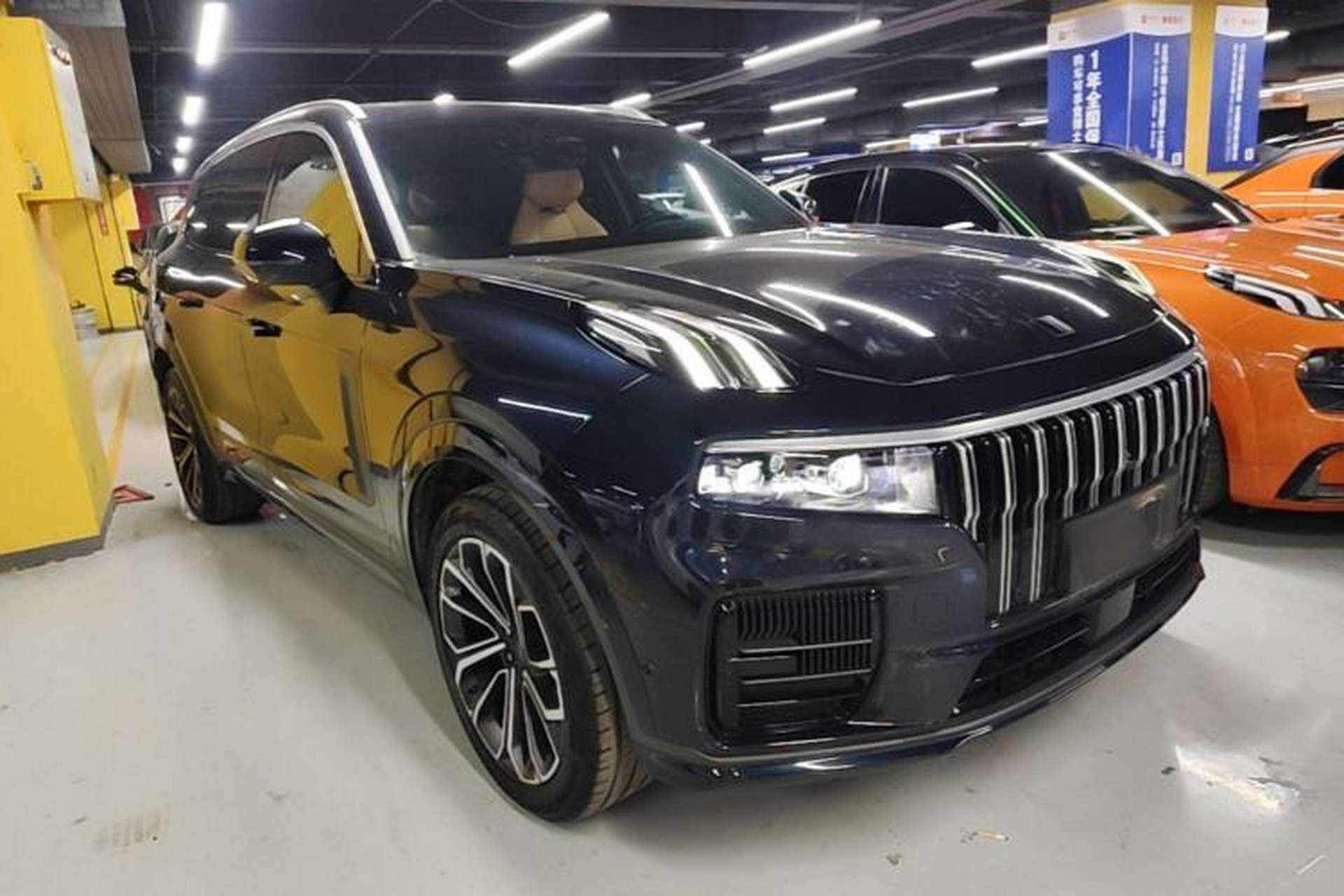 Used Lynk & Co 09 2024 2.0T Four-Wheel Drive Sport Edition Five Seats Front Right 45 Deg
