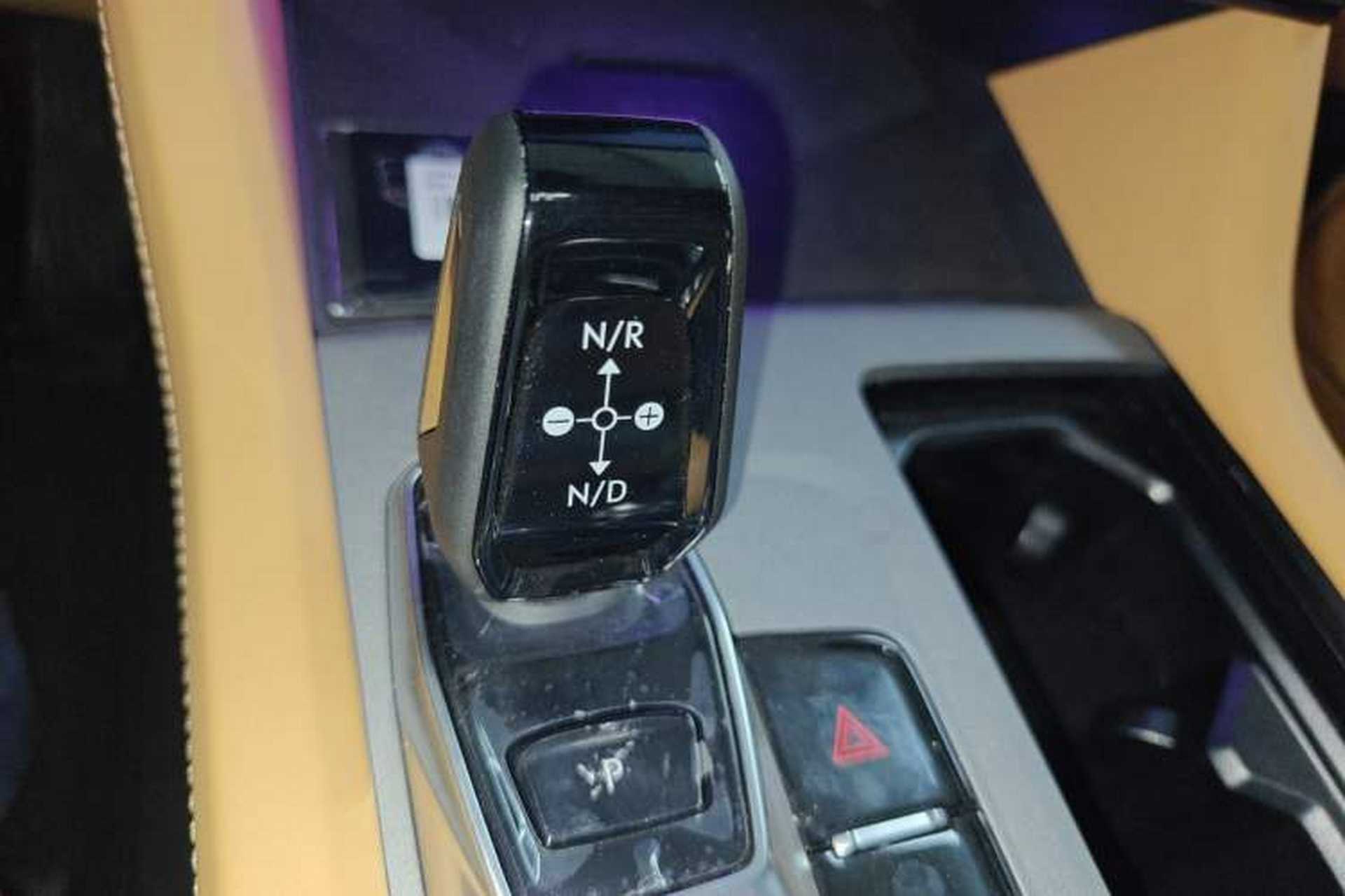 Used Lynk & Co 09 2024 2.0T Four-Wheel Drive Sport Edition Five Seats Gear Lever