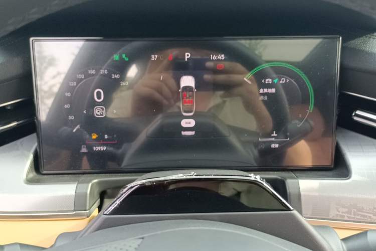 Used Lynk & Co 09 2024 2.0T All-Wheel Drive Global Version 7 Seats Instrument Cluster