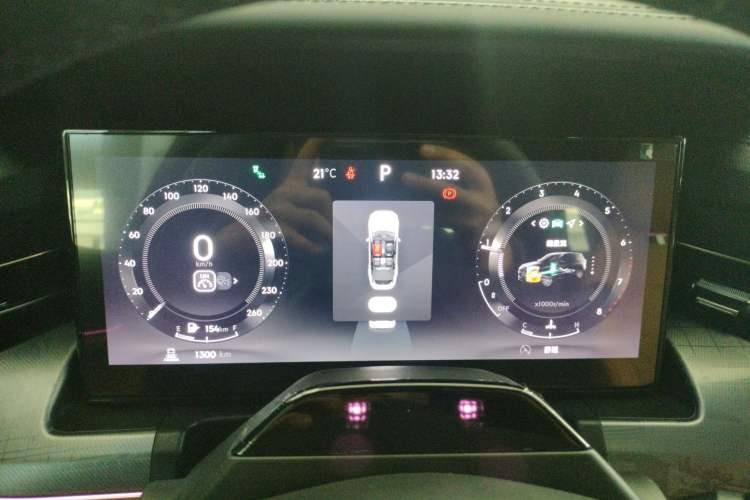 Used Lynk & Co 09 2024 2.0T Four-Wheel Drive Sport Edition Five Seats Instrument Cluster