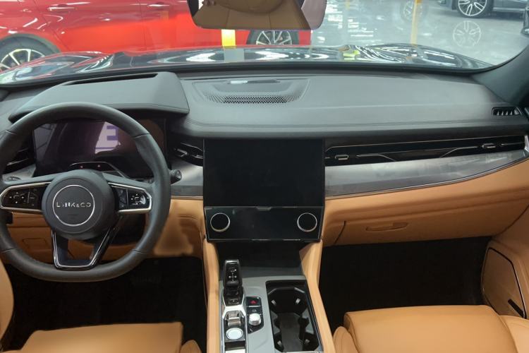 Used Lynk & Co 09 2024 2.0T Four-Wheel Drive Sport Edition Five Seats Interior 3