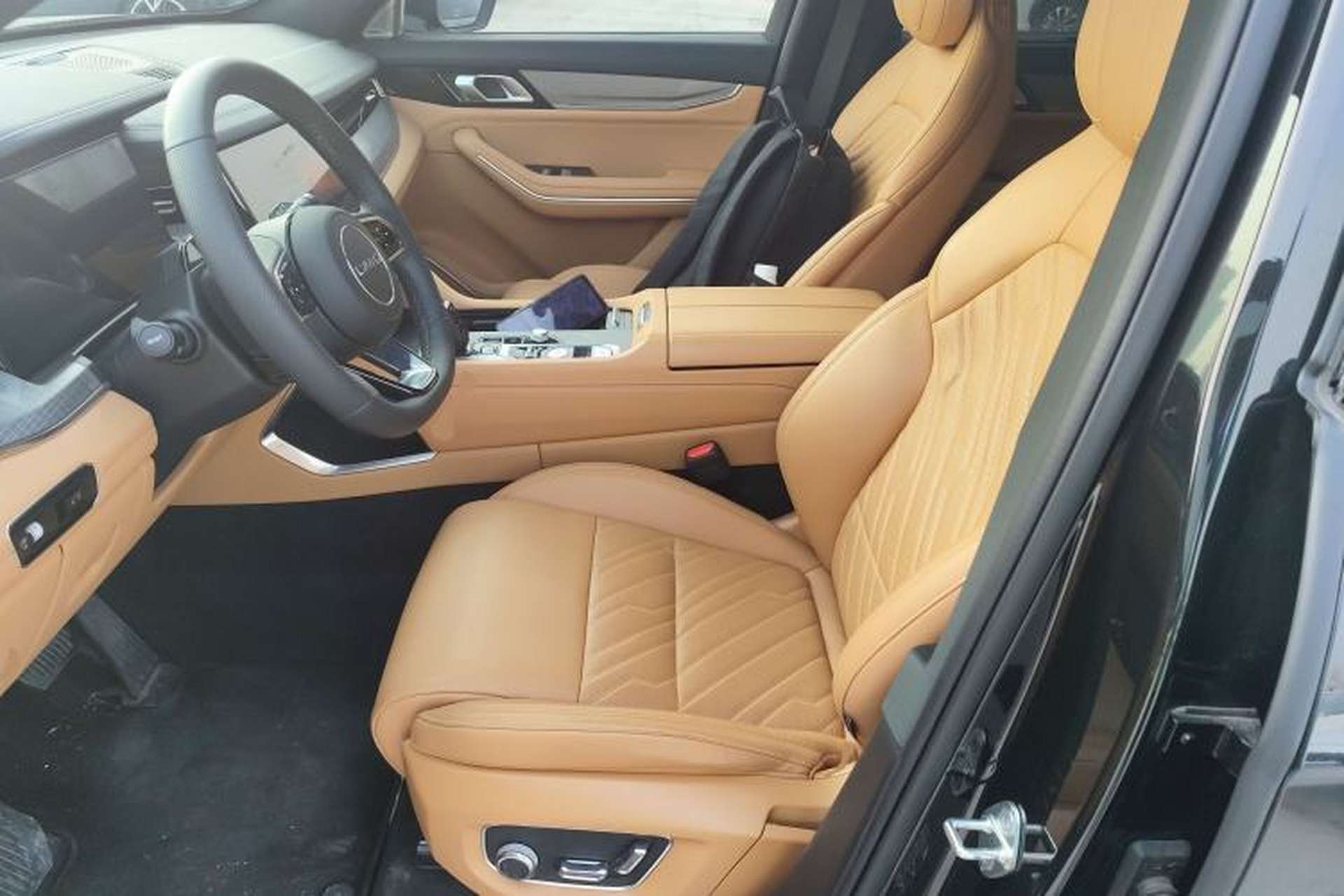 Used Lynk & Co 09 2024 2.0T Four-Wheel Drive Sport Edition Five Seats Left Front Seat