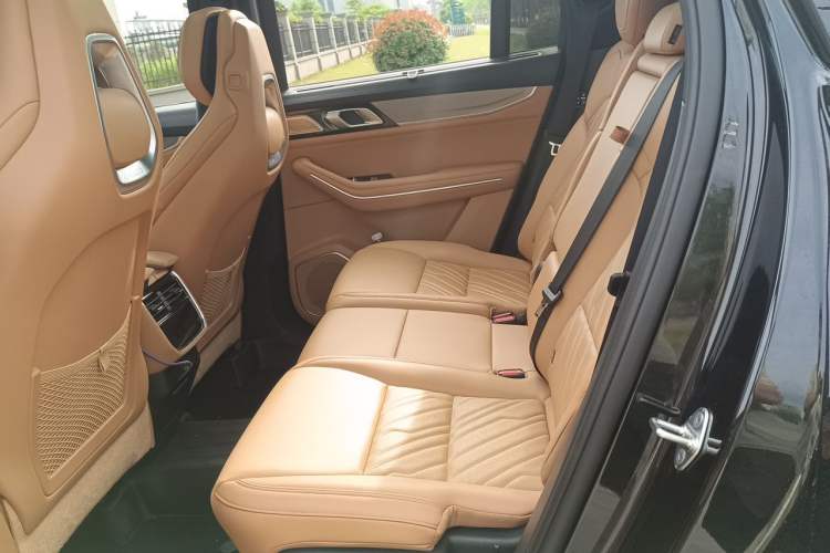 Used Lynk & Co 09 2024 2.0T All-Wheel Drive Global Version 7 Seats Left Rear Seat