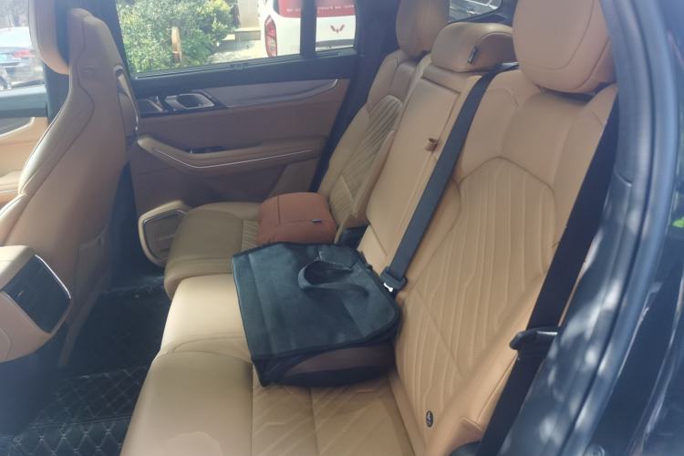Used Lynk & Co 09 2024 2.0T All-Wheel Drive Global Version 7 Seats Left Rear Seat