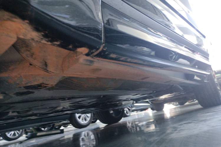 Used Lynk & Co 09 2024 2.0T Four-Wheel Drive Sport Edition Five Seats Left Side Sill