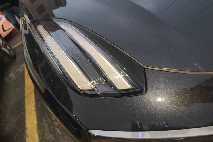 Used Lynk & Co 09 2024 2.0T Four-Wheel Drive Sport Edition Five Seats Right Front Headlight