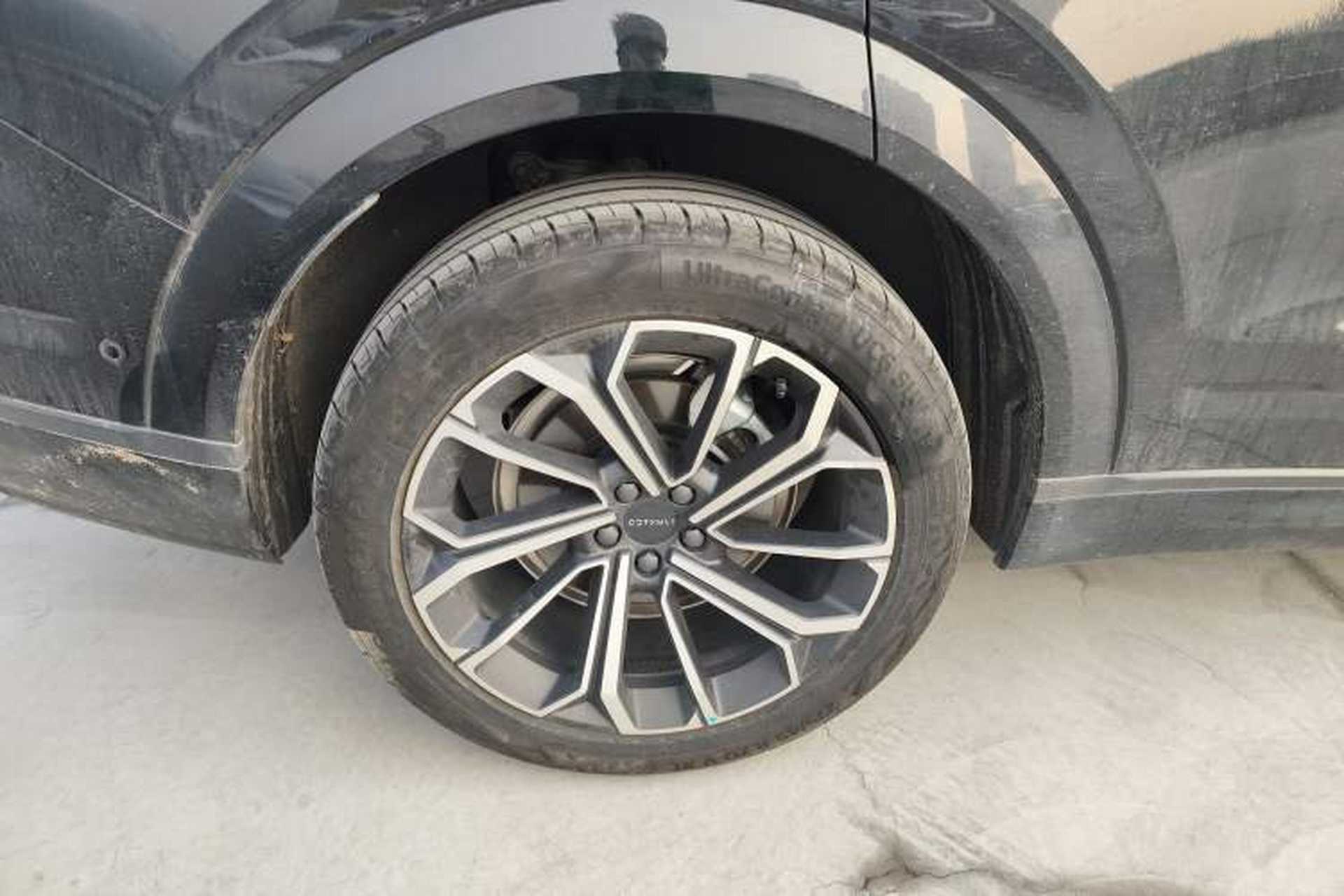 Used Lynk & Co 09 2024 2.0T Four-Wheel Drive Sport Edition Five Seats Right Rear Wheel Hub
