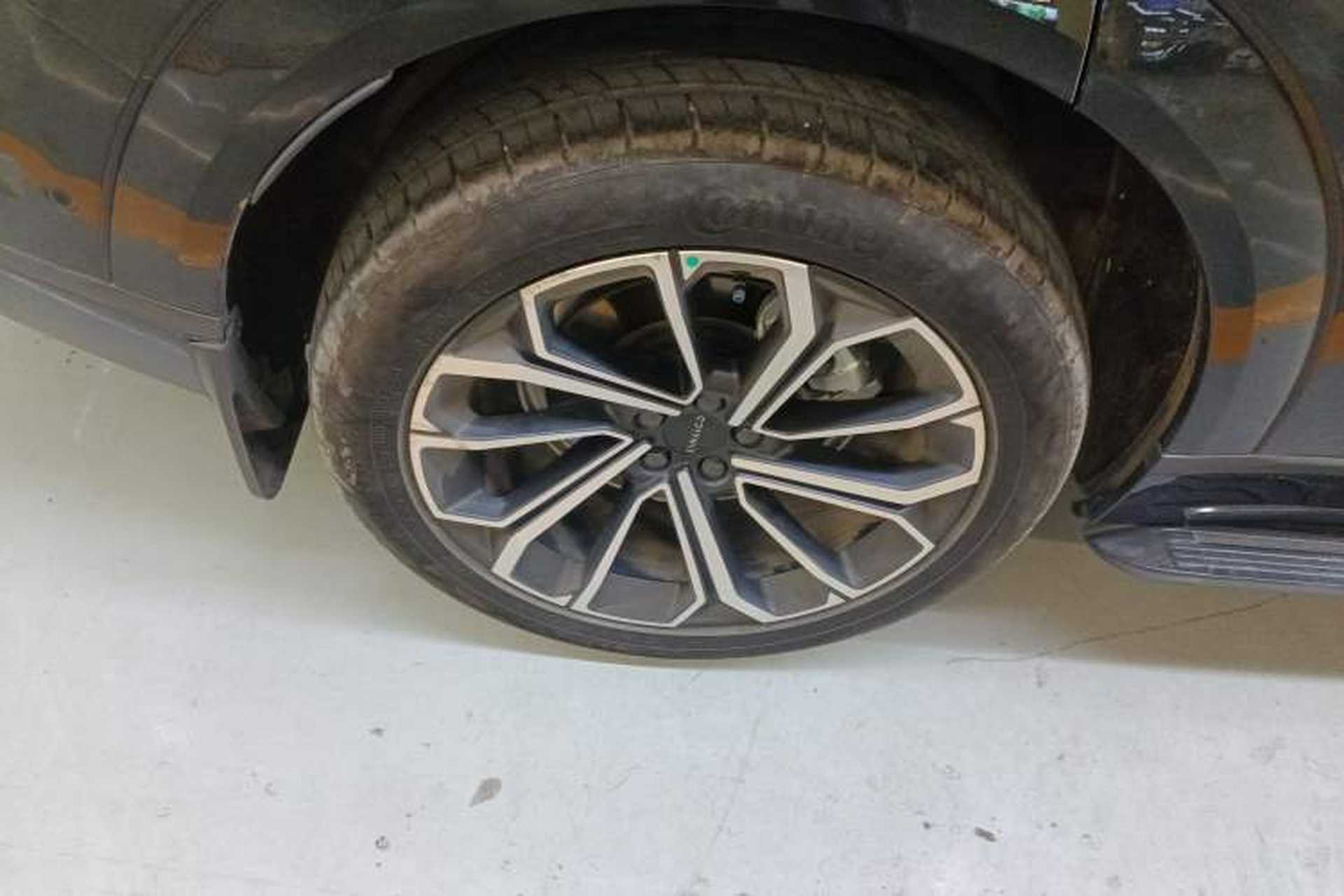 Used Lynk & Co 09 2024 2.0T Four-Wheel Drive Sport Edition Five Seats Right Rear Wheel Hub