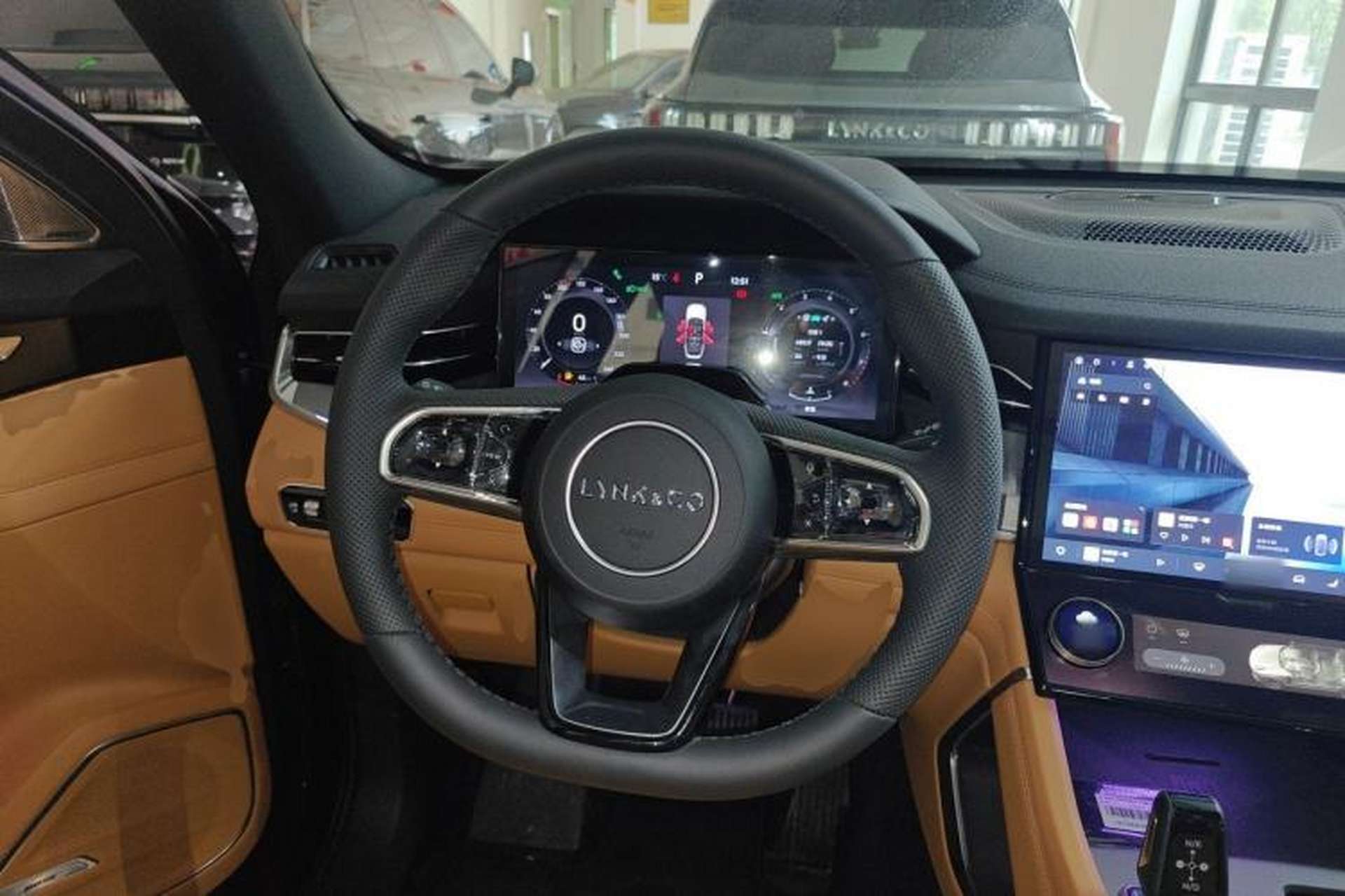 Used Lynk & Co 09 2024 2.0T Four-Wheel Drive Sport Edition Five Seats Steering Wheel