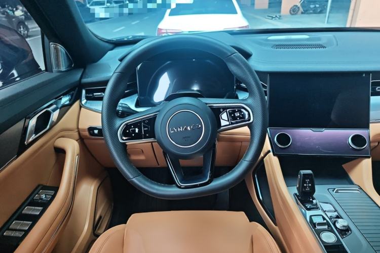 Used Lynk & Co 09 2024 2.0T Four-Wheel Drive Sport Edition Five Seats Steering Wheel