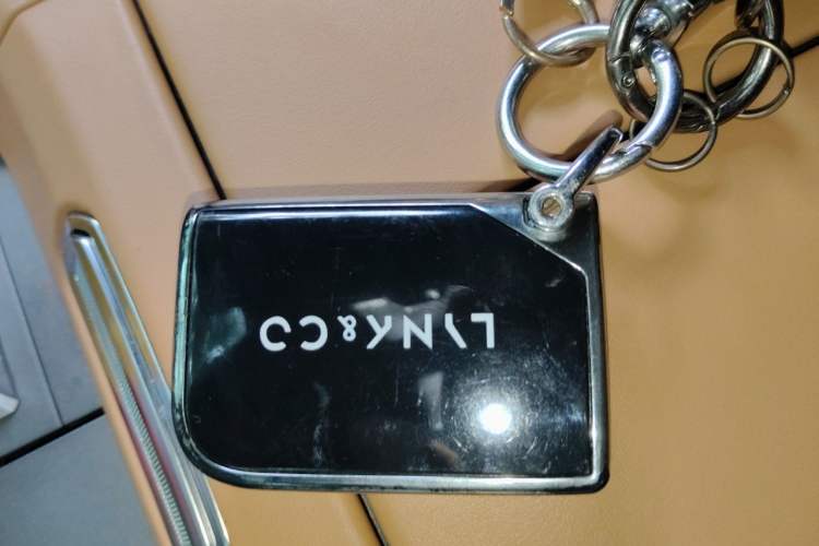 Used Lynk & Co 09 2024 2.0T All-Wheel Drive Global Version 7 Seats Vehicle Key