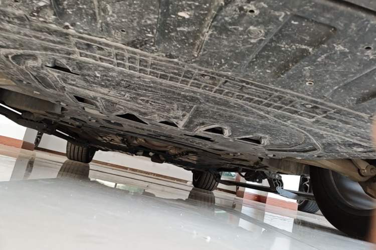 Used Lynk & Co 09 2024 2.0T All-Wheel Drive Global Version 7 Seats Chassis Front