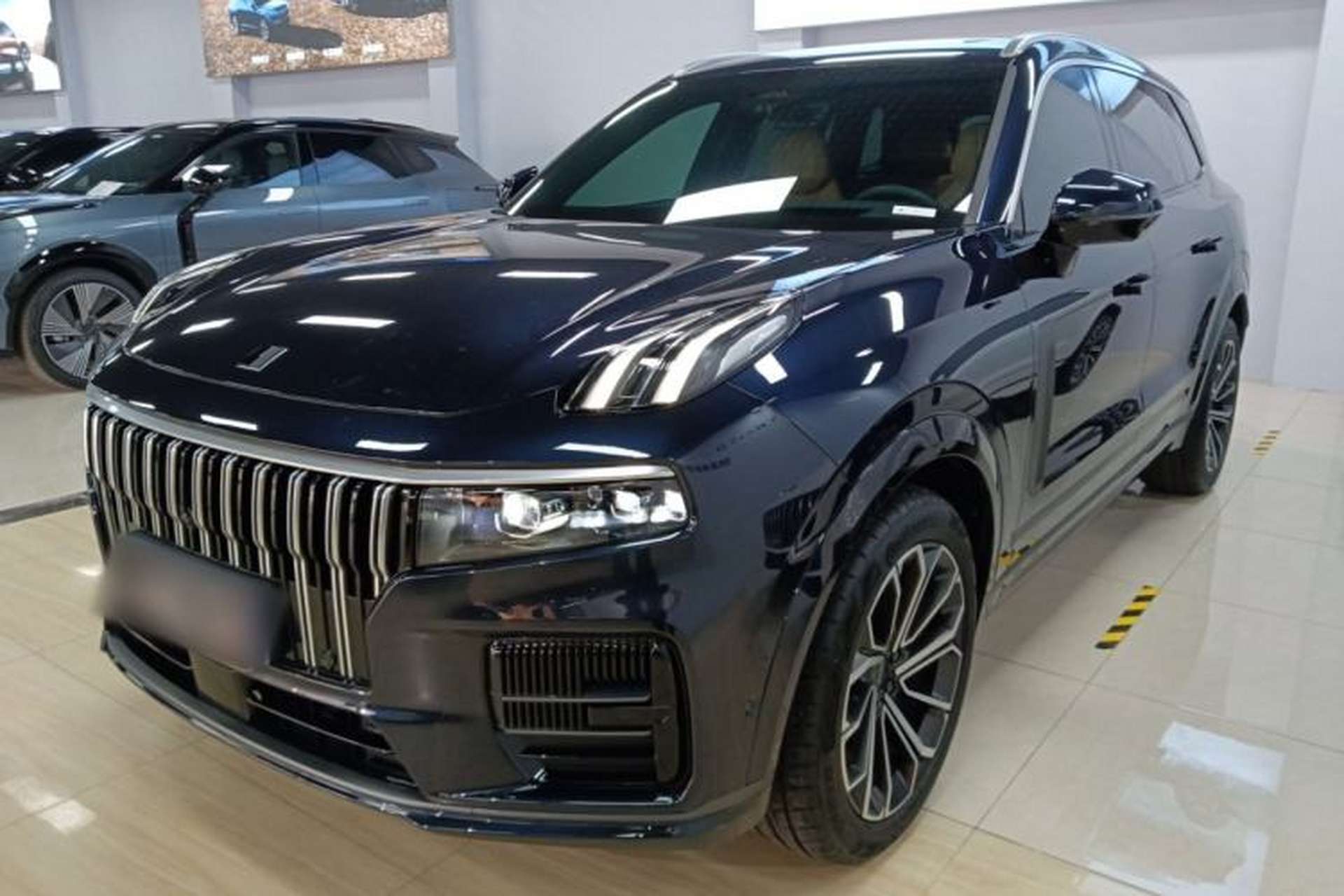 Used Lynk & Co 09 2024 2.0T Four-Wheel Drive Sport Edition Five Seats Front Left 45 Deg