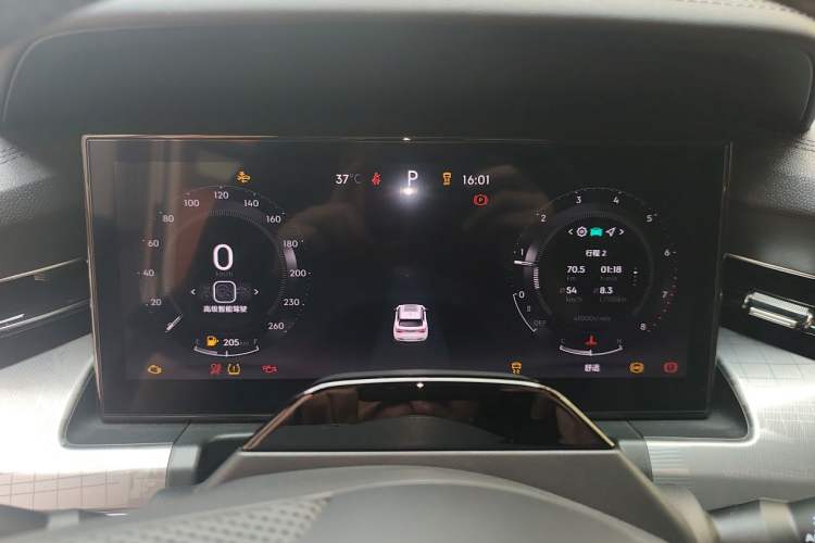 Used Lynk & Co 09 2024 2.0T All-Wheel Drive Global Version 7 Seats Instrument Cluster