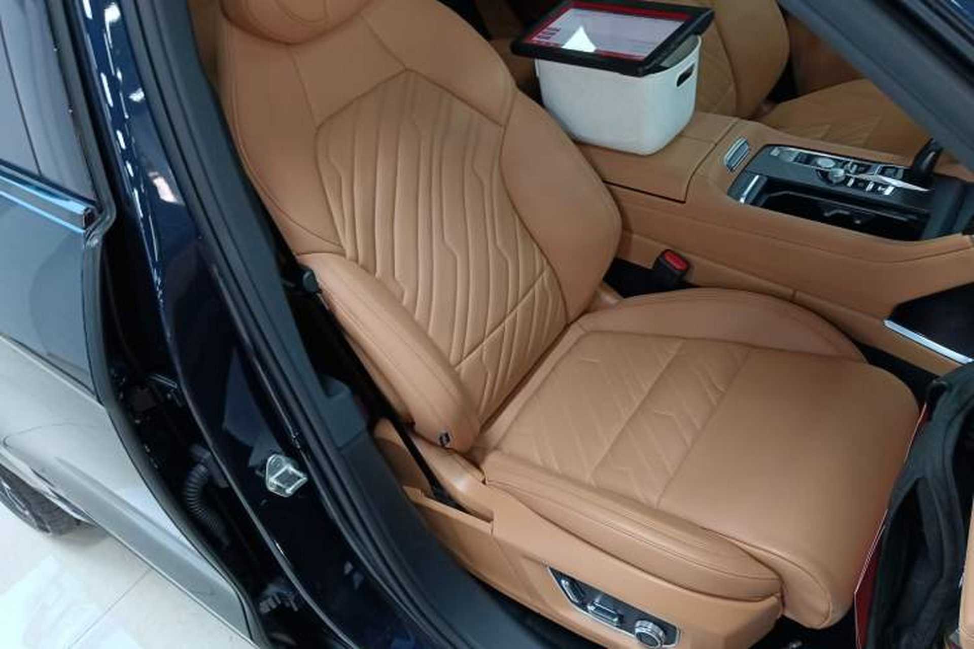Used Lynk & Co 09 2024 2.0T Four-Wheel Drive Sport Edition Five Seats Right Front Seat