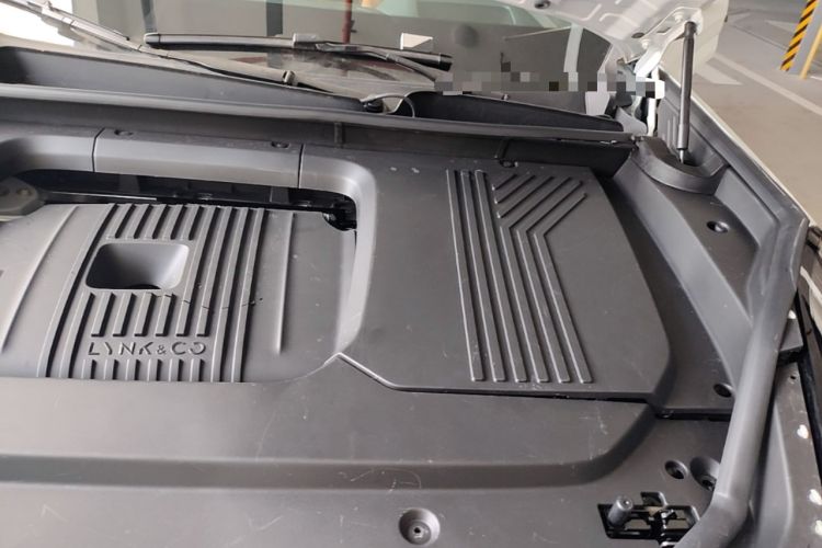 Used Lynk & Co 09 2024 2.0T Four-Wheel Drive Sport Edition Five Seats Engine Bay Left