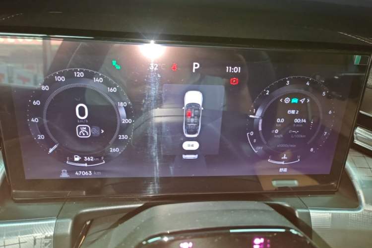 Used Lynk & Co 09 2024 2.0T All-Wheel Drive Global Version 7 Seats Instrument Cluster