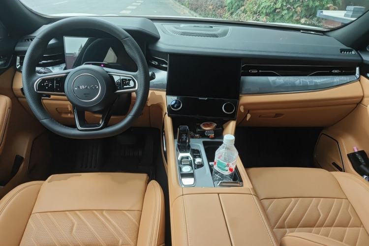 Used Lynk & Co 09 2024 2.0T Four-Wheel Drive Sport Edition Five Seats Interior 2