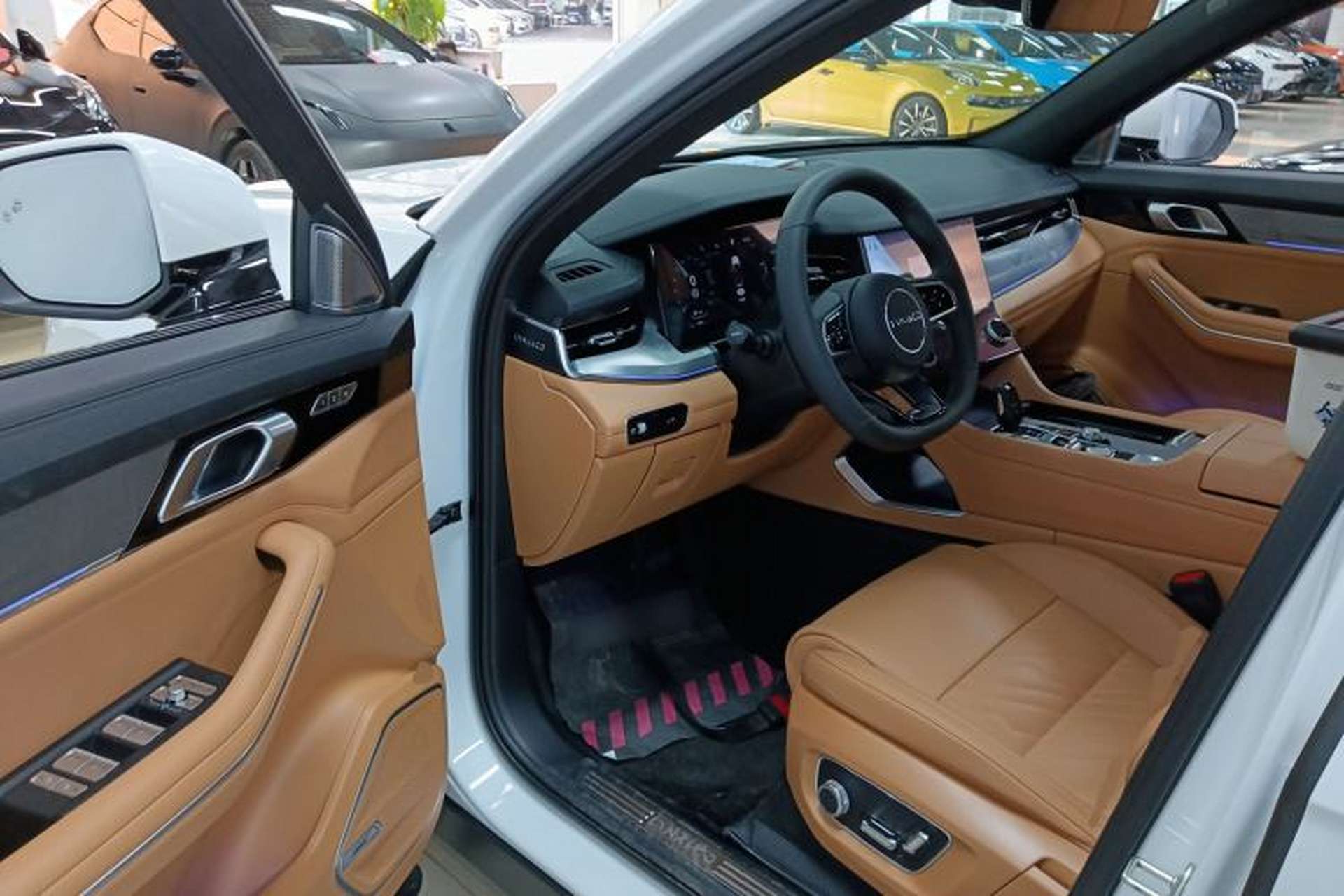 Used Lynk & Co 09 2024 2.0T Four-Wheel Drive Sport Edition Five Seats Interior 3