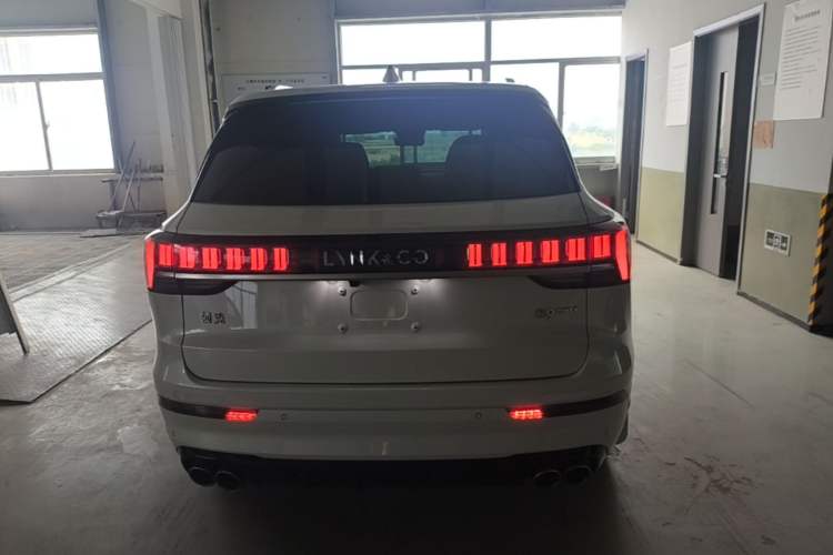 Used Lynk & Co 09 2024 2.0T Four-Wheel Drive Sport Edition Five Seats Rear