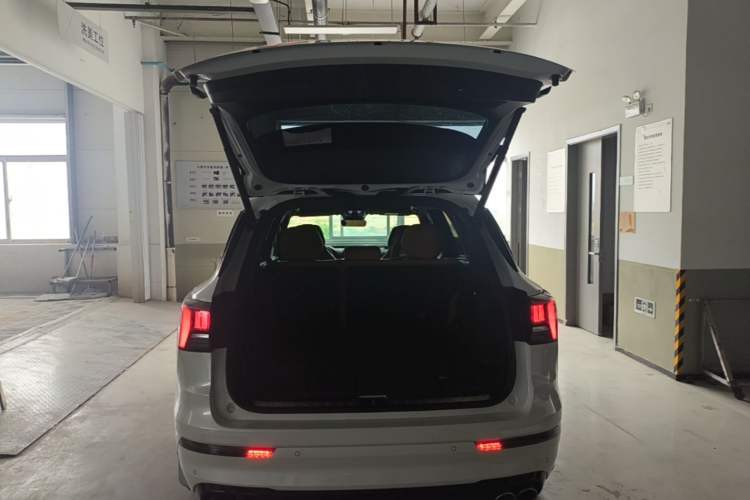 Used Lynk & Co 09 2024 2.0T Four-Wheel Drive Sport Edition Five Seats Trunk