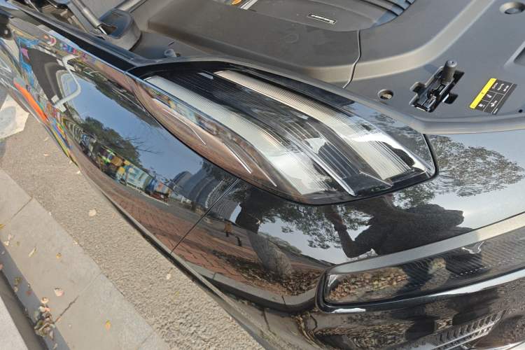 Used Lynk & Co 09 2026 Model 2.0T Four-Wheel Drive Exploration Edition Ultra Right Front Headlight