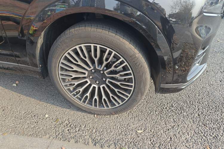 Used Lynk & Co 09 2026 Model 2.0T Four-Wheel Drive Exploration Edition Ultra Right Front Wheel Hub