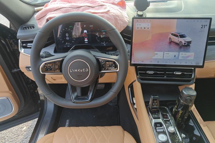 Used Lynk & Co 09 2026 Model 2.0T Four-Wheel Drive Exploration Edition Ultra Steering Wheel