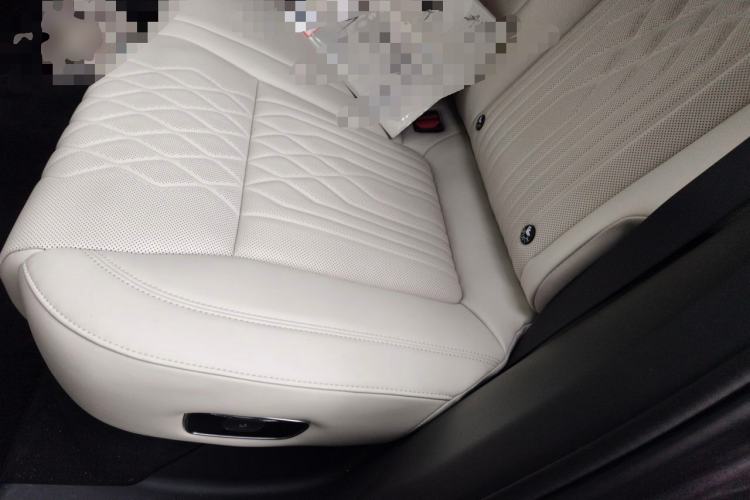Used Lynk & Co 09 2026 Model 2.0T Four-Wheel Drive Exploration Edition Ultra Left Rear Seat