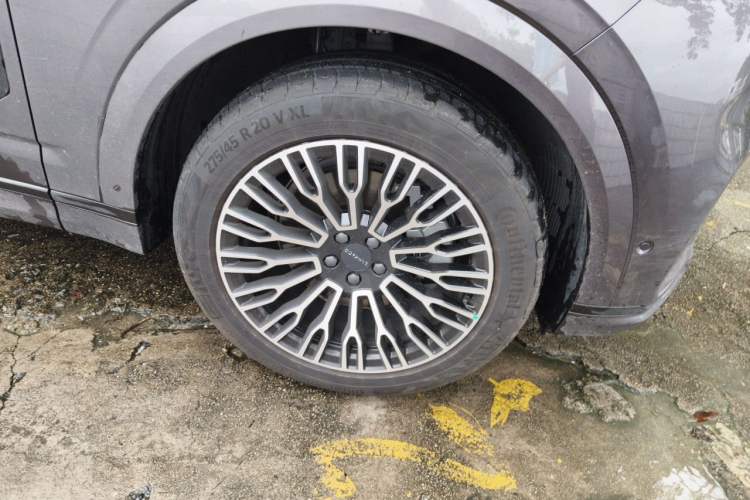 Used Lynk & Co 09 2026 Model 2.0T Four-Wheel Drive Exploration Edition Ultra Right Front Wheel Hub
