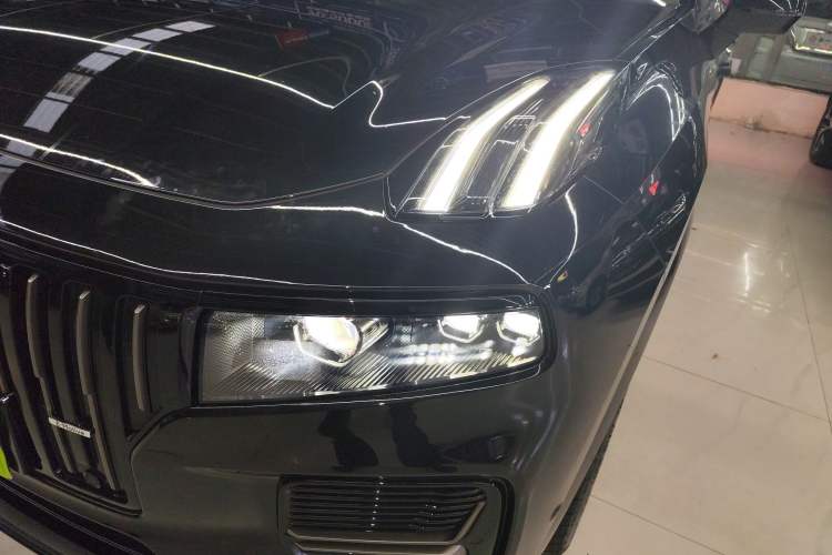 Used Lynk & Co 09 EM-P 2025 2.0TD EM-P Four-Wheel Drive Max Five Seats Left Front Headlight