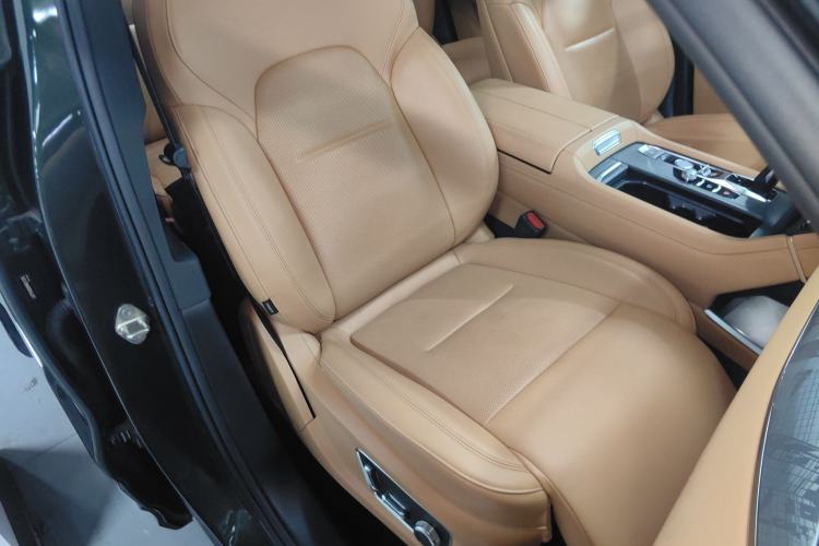 Used Lynk & Co 09 EM-P 2024 2.0TD EM-P Four-Wheel Drive ULTRA Six-Seater Right Front Seat