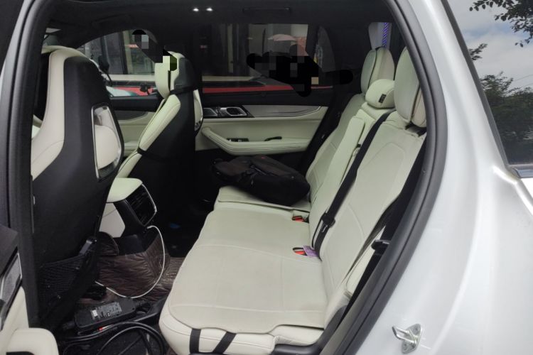 Used Lynk & Co 09 EM-P 2021 2.0T PHEV Ultra Six-Seater Left Rear Seat