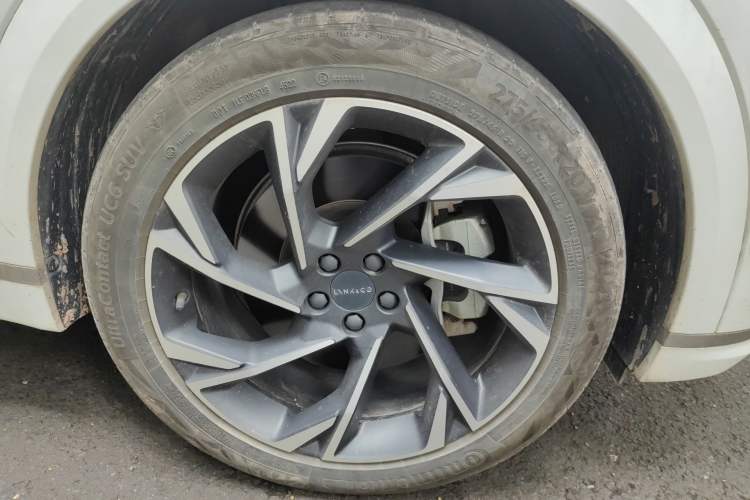 Used Lynk & Co 09 EM-P 2021 2.0T PHEV Ultra Six-Seater Right Front Wheel Hub