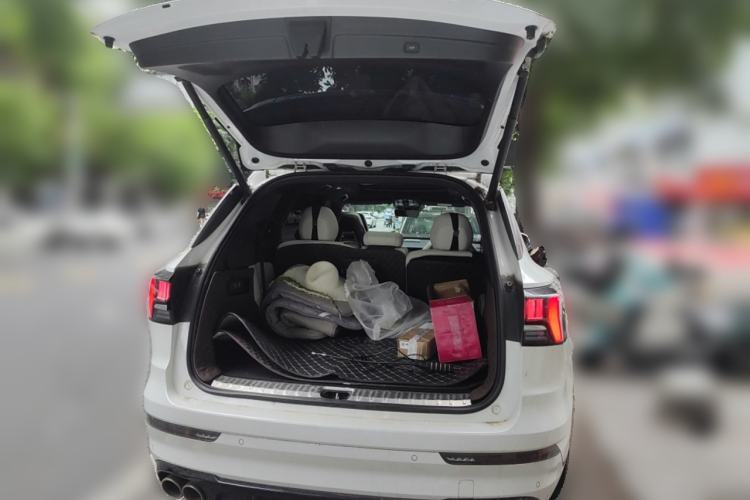 Used Lynk & Co 09 EM-P 2021 2.0T PHEV Ultra Six-Seater Trunk