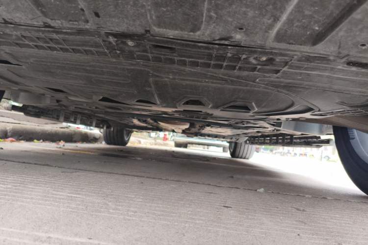 Used Lynk & Co 09 EM-P 2021 2.0T PHEV Halo Six-Seater Chassis Front