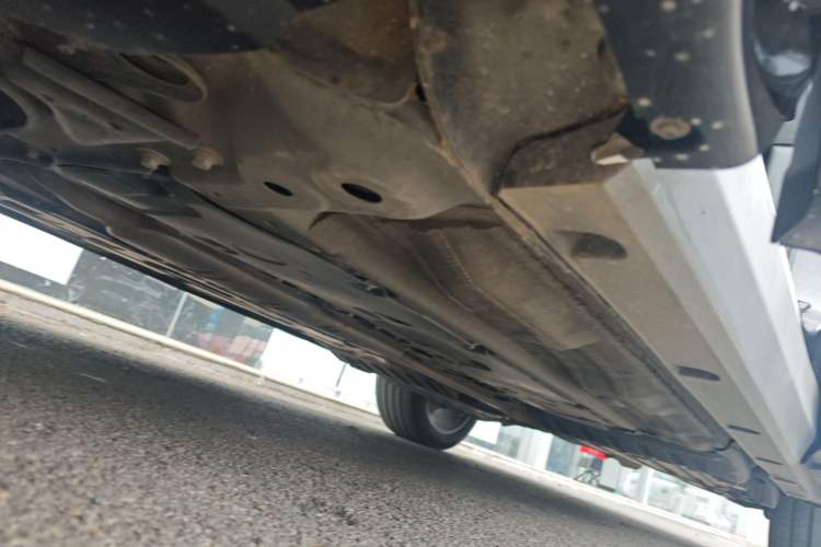 Used Lynk & Co 09 EM-P 2021 2.0T PHEV Halo Six-Seater Chassis Front Left