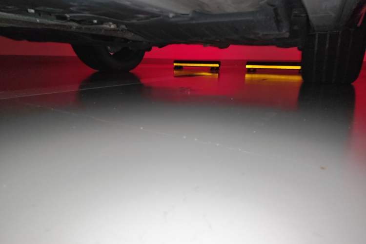 Used Lynk & Co 09 EM-P 2021 2.0T PHEV Halo Seven-Seater Chassis Front Left