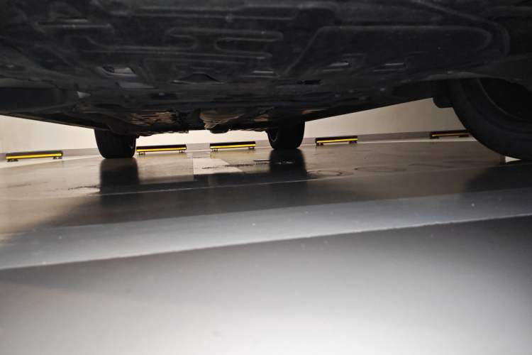 Used Lynk & Co 09 EM-P 2021 2.0T PHEV Halo Seven-Seater Chassis Front
