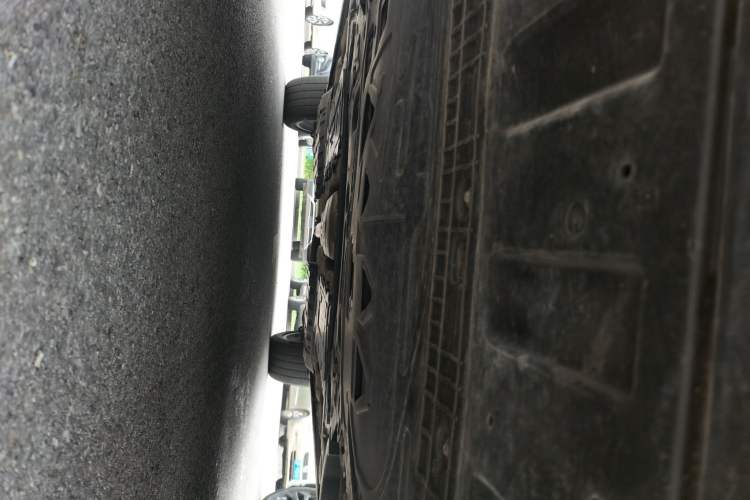 Used Lynk & Co 09 EM-P 2021 2.0T PHEV Halo Six-Seater Chassis Front