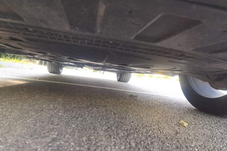 Used Lynk & Co 09 EM-P 2021 2.0T PHEV Halo Six-Seater Chassis Front