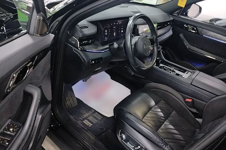 Used Lynk & Co 09 EM-P 2021 2.0T PHEV Halo Six-Seater Driver Seat