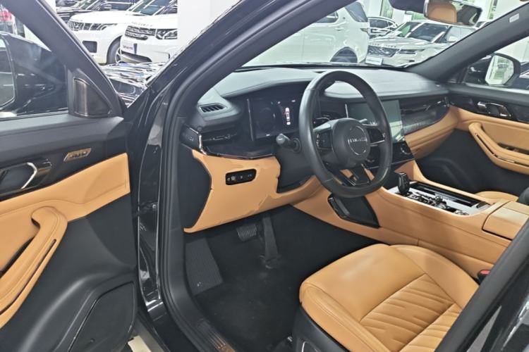 Used Lynk & Co 09 EM-P 2021 2.0T PHEV Halo Six-Seater Driver Seat
