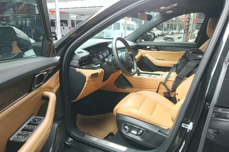 Used Lynk & Co 09 EM-P 2021 2.0T PHEV Halo Six-Seater Driver Seat
