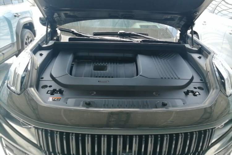Used Lynk & Co 09 EM-P 2021 2.0T PHEV Halo Seven-Seater Engine Bay