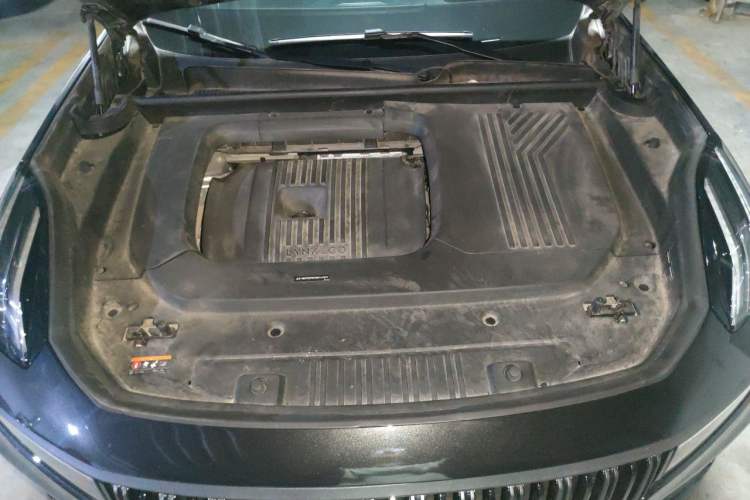 Used Lynk & Co 09 EM-P 2021 2.0T PHEV Halo Seven-Seater Engine Bay