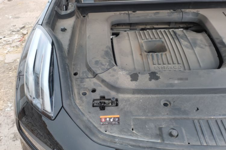 Used Lynk & Co 09 EM-P 2021 2.0T PHEV Ultra 7-Seater Engine Bay Right