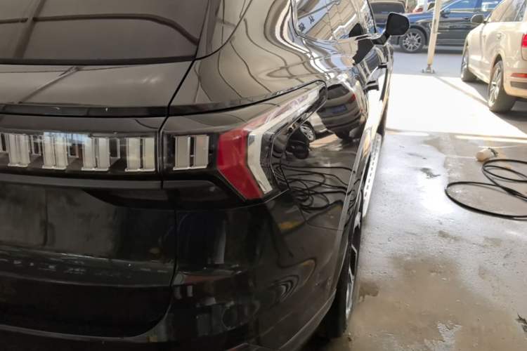 Used Lynk & Co 09 EM-P 2021 2.0T PHEV Halo Seven-Seater Exterior 3