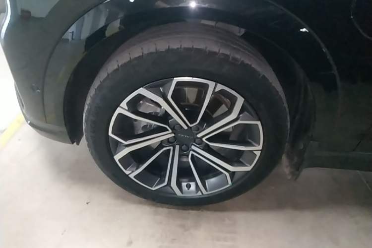 Used Lynk & Co 09 EM-P 2021 2.0T PHEV Halo Seven-Seater Exterior 4